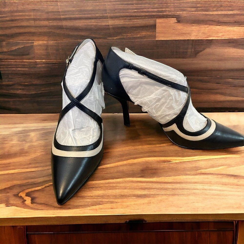 NEW Tahari Britta strappy pointed toe heels 7 1/2 Black/Vanilla Ice - Picture 1 of 6